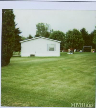 Photo 3 of 4 of park located at 8664 Yawberg Rd Whitehouse, OH 43571