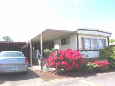 Photo 5 of 16 of park located at 612 N. Cascade 8 A Woodburn, OR 97071