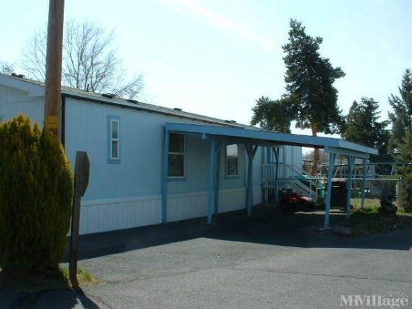 Photo 1 of 2 of park located at 1505 Madison St Unit 78 Klamath Falls, OR 97603
