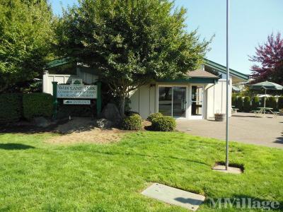 Woodland Park Estates Mobile Home Park in Eugene, OR | MHVillage