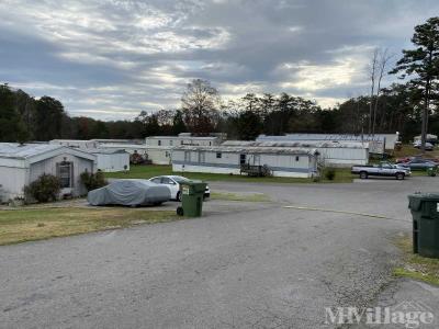 Photo 4 of 5 of park located at 220 Monday Road, Lot 66 Corryton, TN 37721