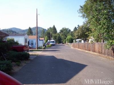 Mobile Home Park in Shady Cove OR