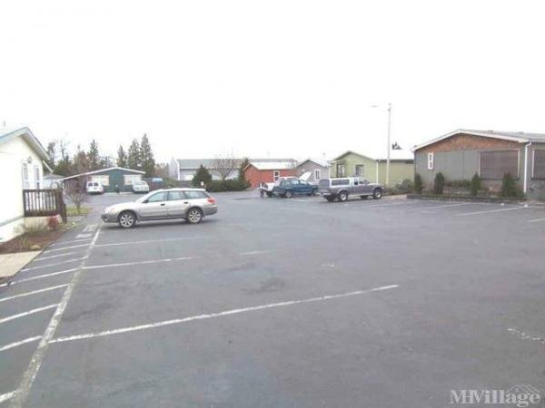 Photo 1 of 2 of park located at 21910 SE Stark St Gresham, OR 97030
