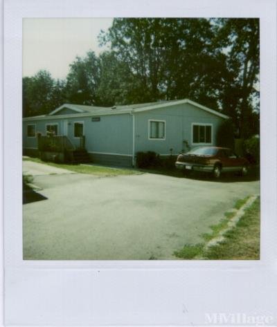 Mobile Home Park in Hubbard OR