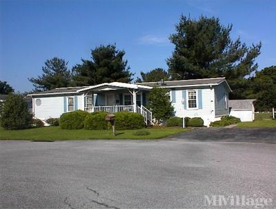Photo 2 of 18 of park located at 652 Georgetown Rd Ronks, PA 17572