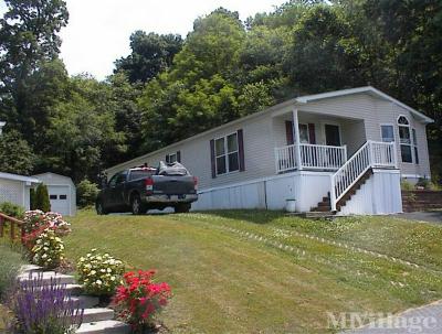 Photo 2 of 11 of park located at 25 Plateau Road Lititz, PA 17543
