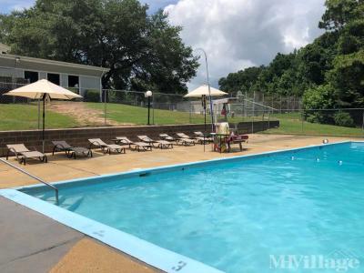 Photo 3 of 25 of park located at 7601 Airport Boulevard Mobile, AL 36695