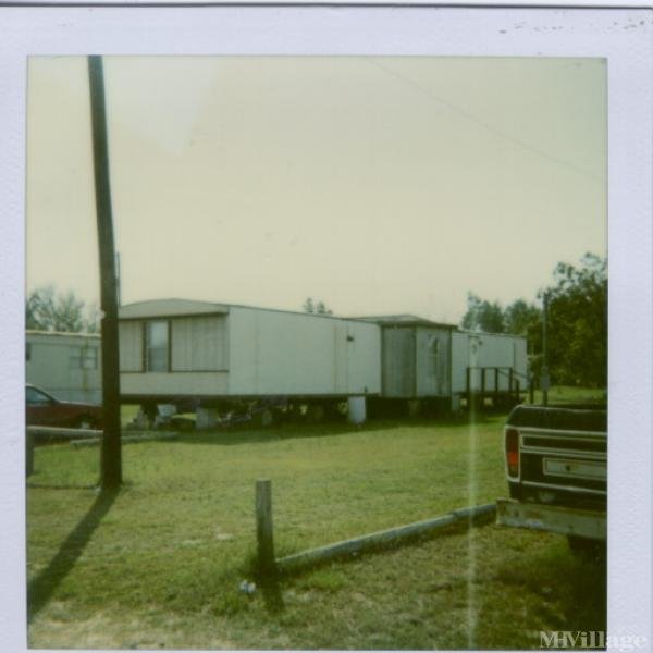 Photo of Taylor Mobile Home Park, Gilbert SC