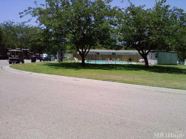 Photo 1 of 2 of park located at 1712 North General Bruce Temple, TX 76504