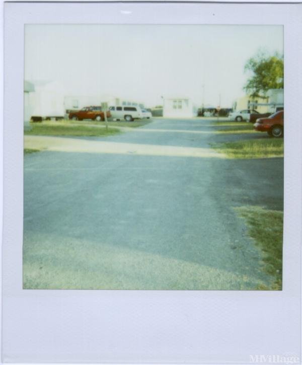 Photo of Cottonwood Mobile Home Park, Rice TX