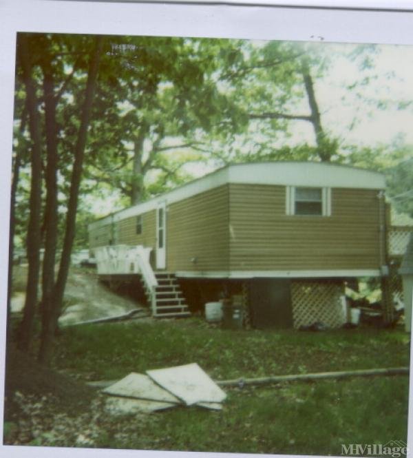 Photo of Duck Cove Trailer Park, Wills Point TX