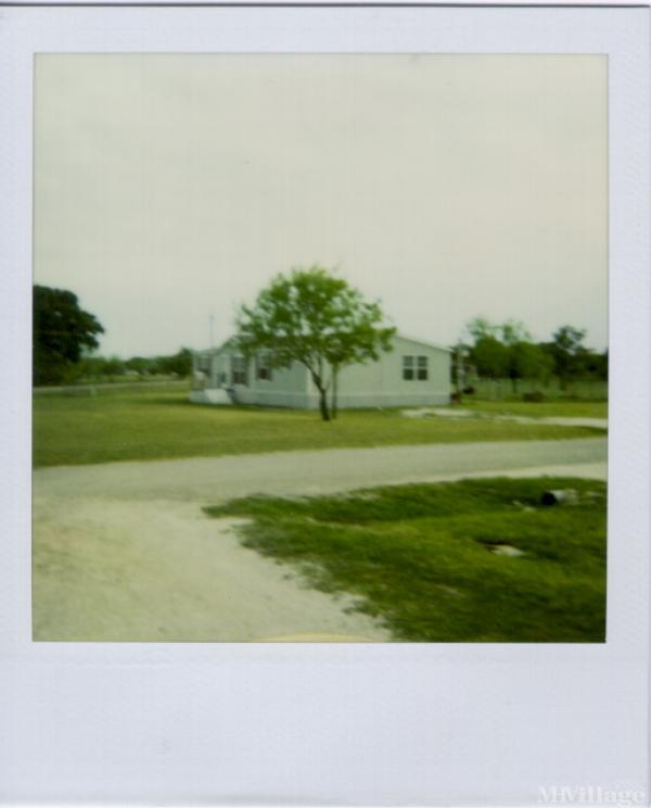 Beaver Lake Mobile Home Park in Waco, TX MHVillage