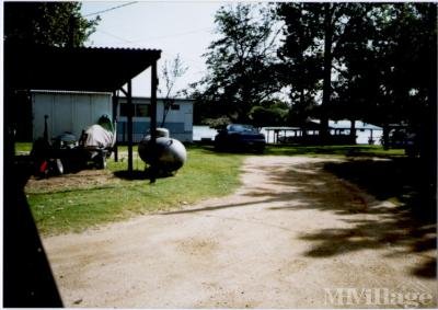 Mobile Home Park in Kingsland TX