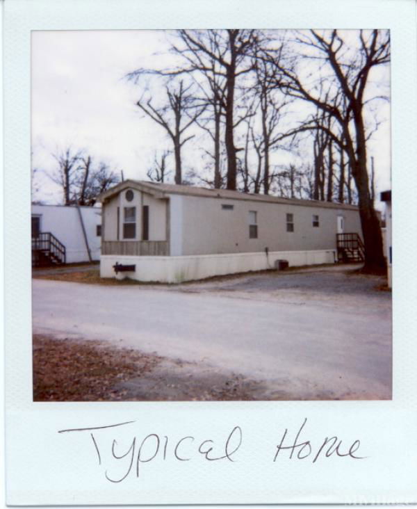 Photo of Davis Mobile Home Park, Newport News VA