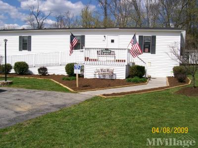 Photo 2 of 22 of park located at 302 Crest Mountain Circle Elliston, VA 24087