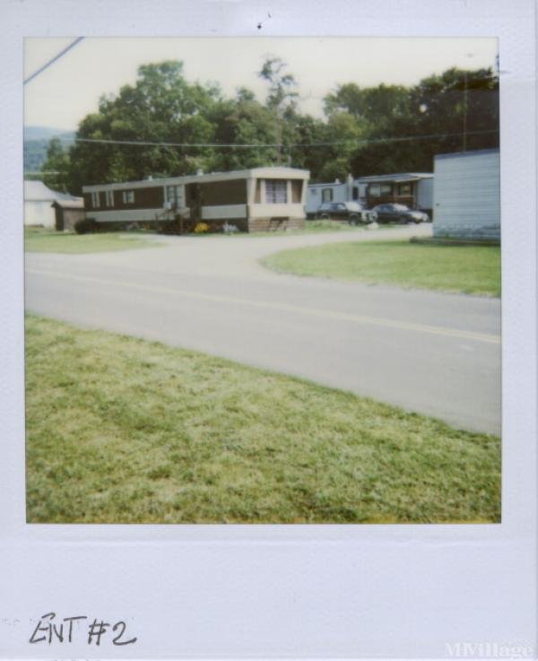 Photo of Ritters Mobile Home Park, Pembroke VA