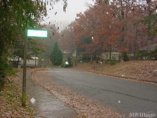 Photo 1 of 2 of park located at 1 Hickory St Charlottesville, VA 22902