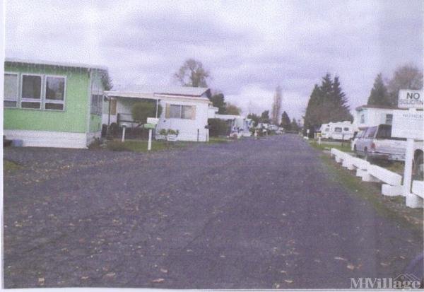 Photo of Elmwood Homeowners Cooperative, Puyallup WA