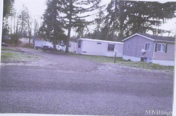 Photo 1 of 1 of park located at 25528 40th Avenue Court East Spanaway, WA 98387