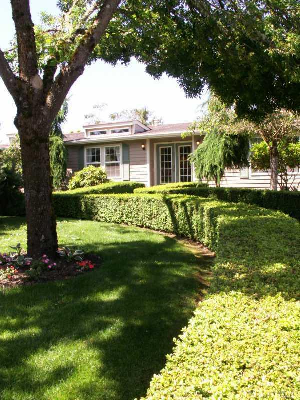 Laurel Oaks Mobile Home Park in Lacey, WA MHVillage