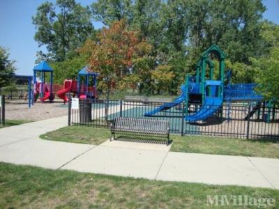 Photo 2 of 4 of park located at 2450 Waukegan Road Northfield, IL 60093