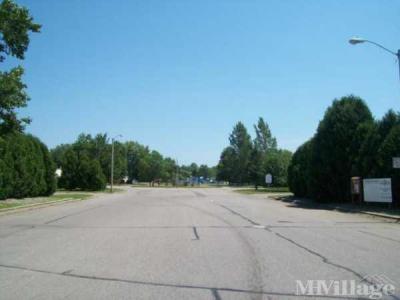 Colonial Gardens Mobile Home Park in Weston, WI | MHVillage