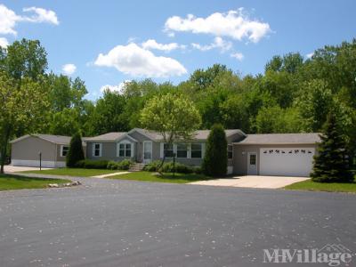 Photo 2 of 11 of park located at 850 Oneida St Menasha, WI 54952