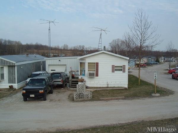 Photo of Country Aire Mobile Home Park, Campbellsport WI