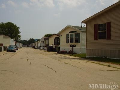 Photo 3 of 4 of park located at 4221 S 6th St Milwaukee, WI 53221