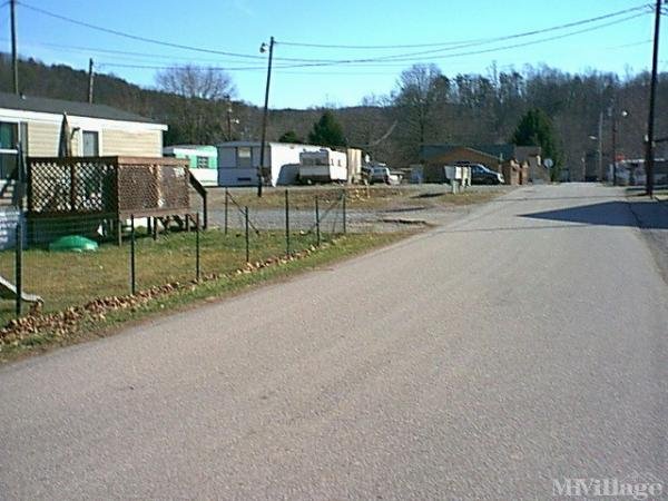 Photo 1 of 1 of park located at 5338 Parkview Rd Elkview, WV 25071