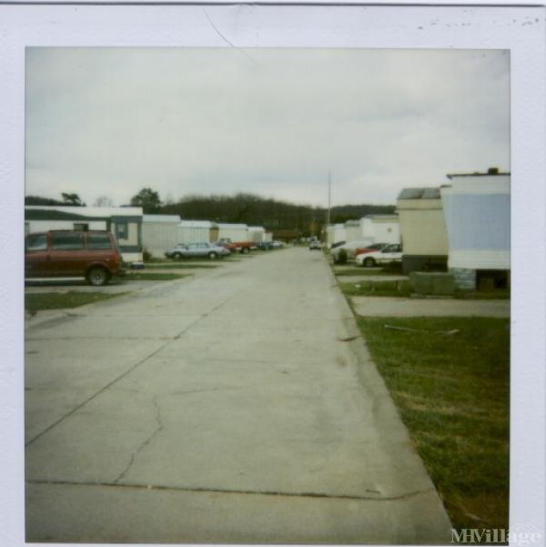 Photo of Teays Valley Mobile Home Park, Hurricane WV