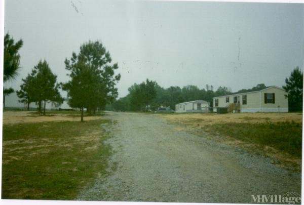 Photo of Hinsons Mobile Home Park, Cochran GA
