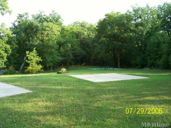 Photo 1 of 2 of park located at 3901 East Saint Charles Road Columbia, MO 65201