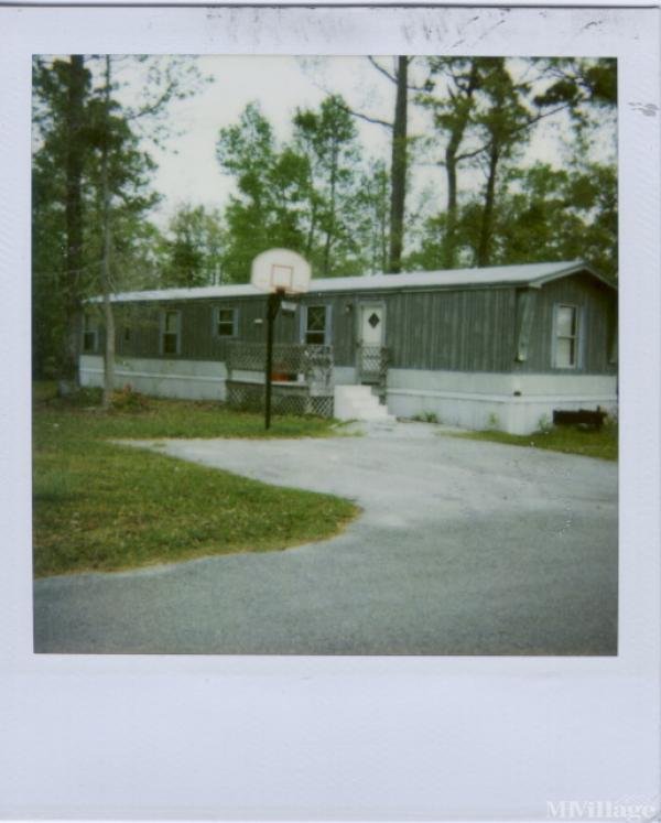 Photo of Creekside Mobile Home Park, Rocky Point NC