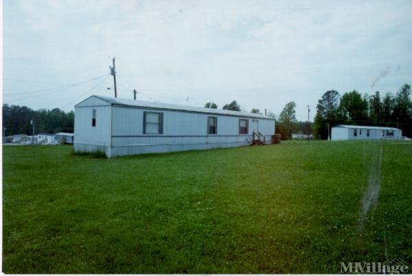 Photo of Fosters Mobile Home Park, Henderson NC