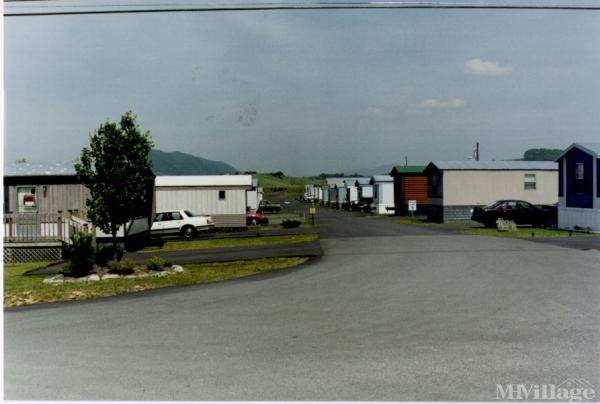 Photo of College Rose Mobile Home Park, Pounding Mill VA