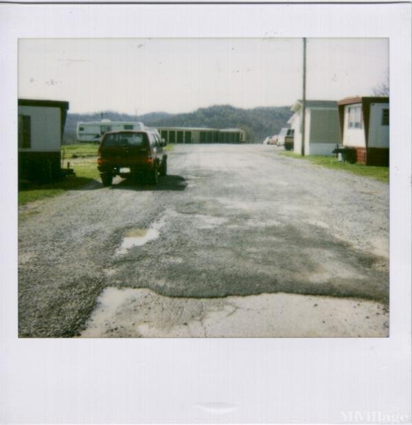Photo of Alfred's Mobile Home Park, Bridgeport WV