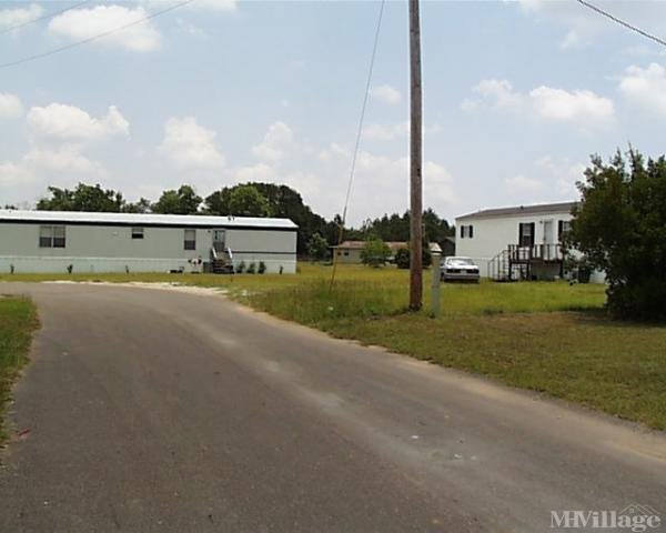 Photo of Country Living Mobile Home Park, Summerdale AL