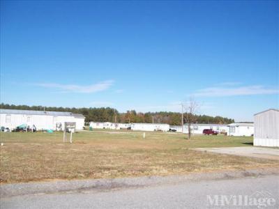 Photo 5 of 15 of park located at 110 Allendale Rd Greenwood, SC 29646