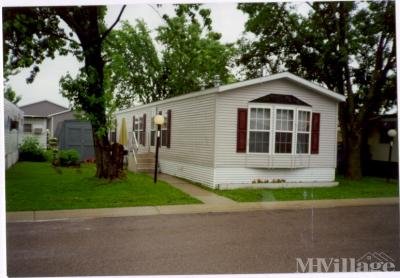 Mobile Home Park in Pine Island MN