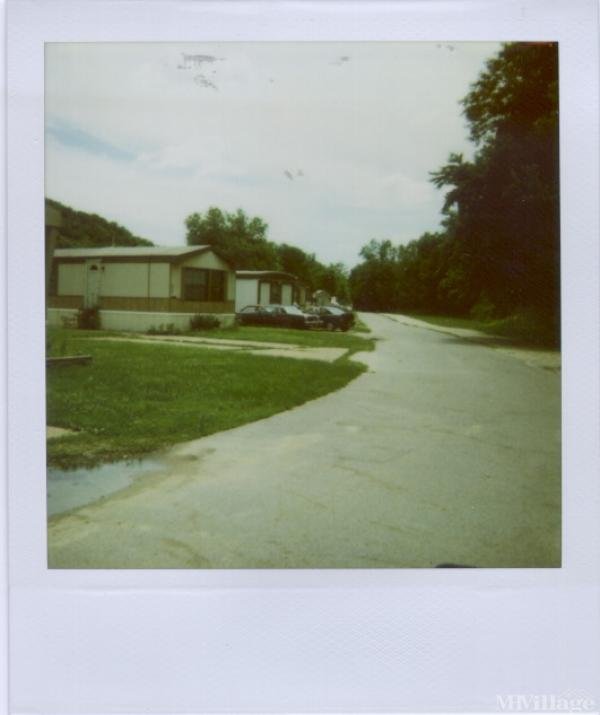 Photo of Lakeherst Mobile Home Park, House Springs MO