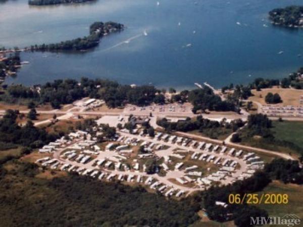 Photo 1 of 2 of park