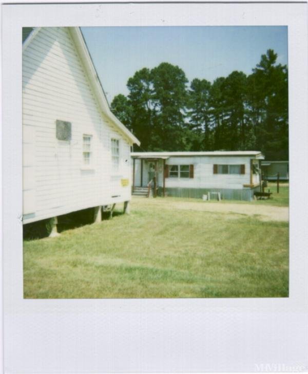Photo of Tissue Mobile Home Park, Magnolia AR