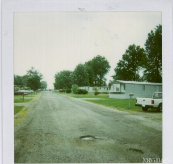 Photo of Harlow Mobile Home Park, Marshall IL