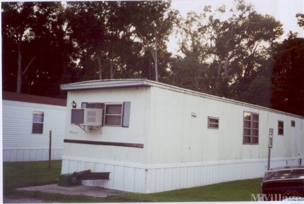 Photo of Four Season Mobile Home Park, Baton Rouge LA
