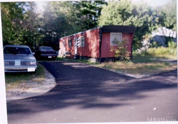 Photo of Barrett's Mobile Home Park, Hillsboro NH