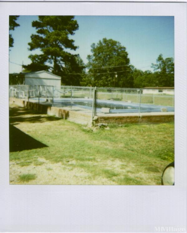 Photo 1 of 2 of park located at 4414 Winnsboro Road Monroe, LA 71202