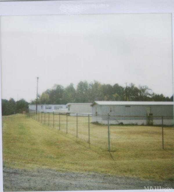Photo 1 of 2 of park located at 1471 Elon Ossipee Rd Elon, NC 27244