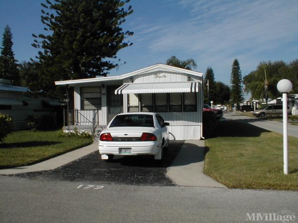 Sugar Creek Estates Mobile Home Park in Bradenton, FL | MHVillage
