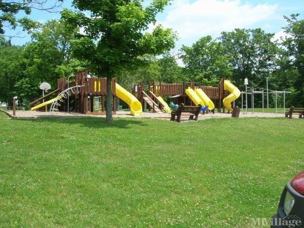 Photo 1 of 2 of park located at 8000 Berkshire Pointe Drive Northeast New Salisbury, IN 47161